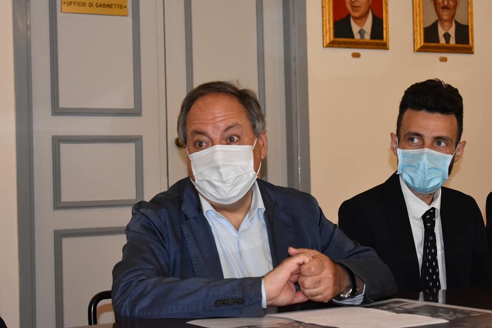 Caltagirone, passo indietro sullo sciopero: saranno raccolti plastica e metallo