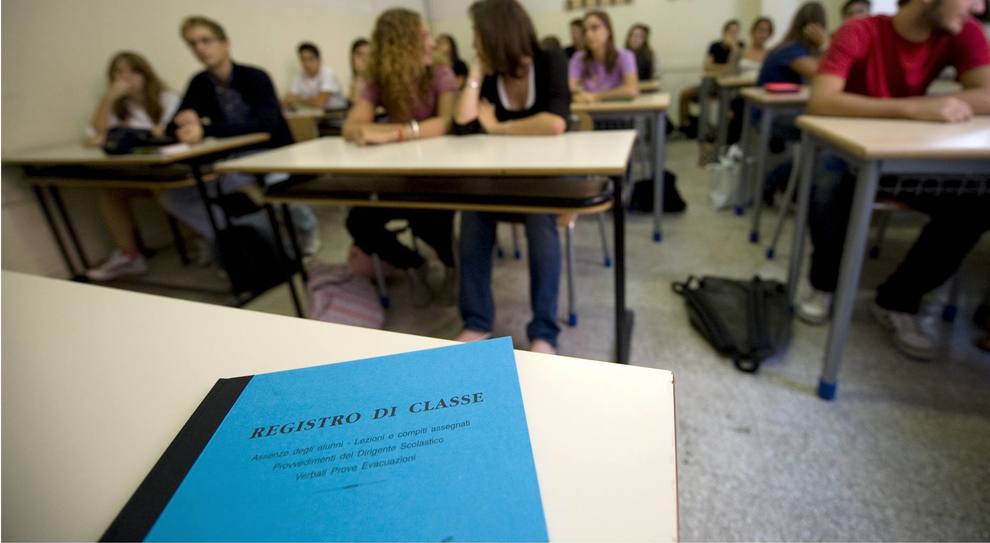 Scuola in Italia, cambia la valutazione di fine anno: informazioni